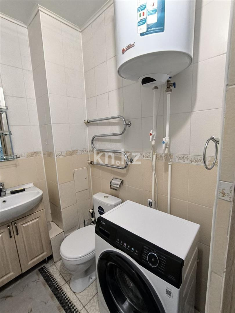 Продажа 2-комнатной квартиры, 60 м², пр. Шахтеров - Продажа  двухкомнатных квартир в Караганде фото 11 из 14