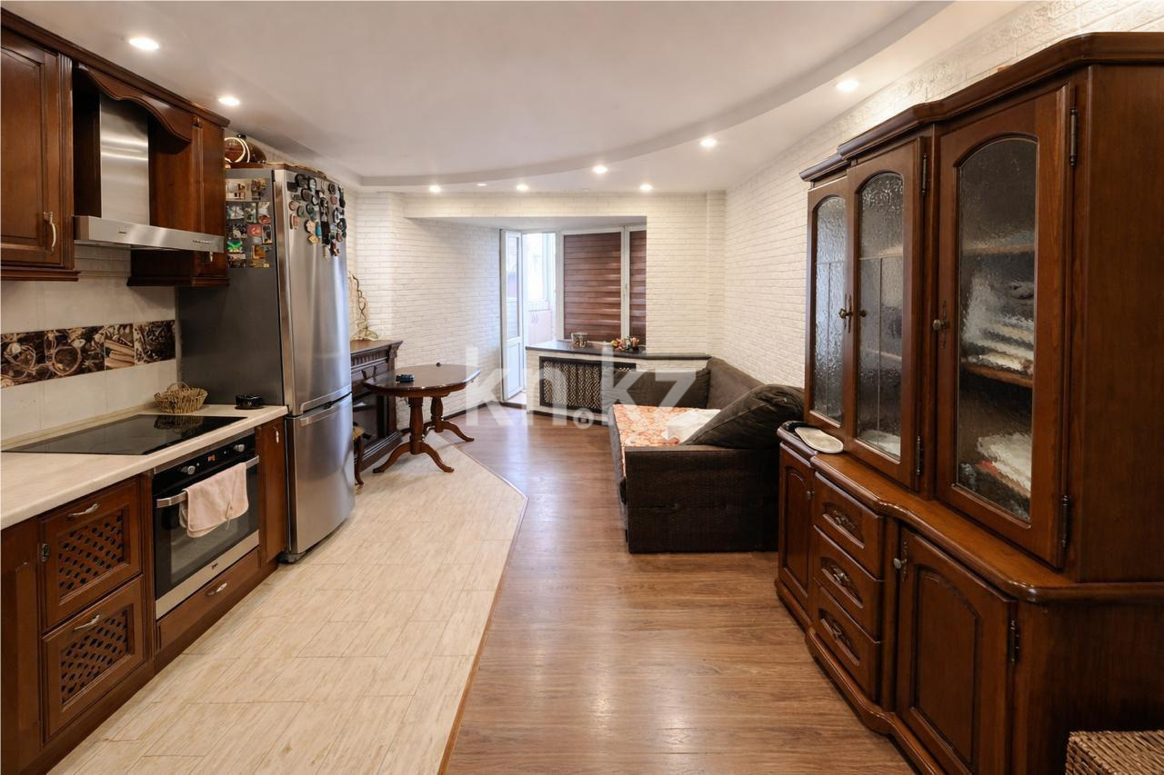 Продажа 3-комнатной квартиры, 52 м² - Продажа квартир в Караганде - страница 8 фото 1 из 12