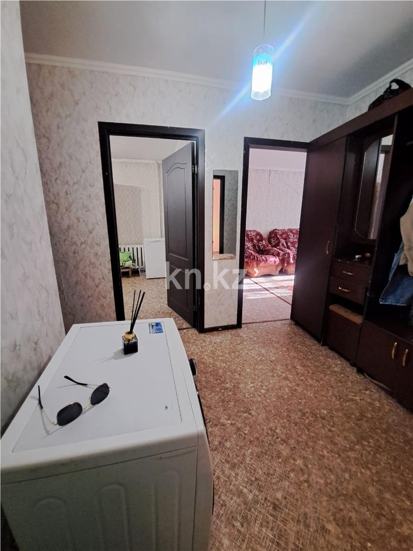 Продажа 4-комнатной квартиры, 76 м², 1 кв-л в Караганде - фото 8