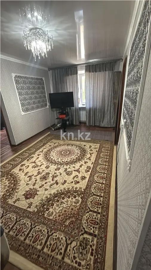 Продажа 3-комнатной квартиры, 54 м², ул. Бирюзова, дом  1 - Продажа квартир в Караганде с фото фото 1 из 4
