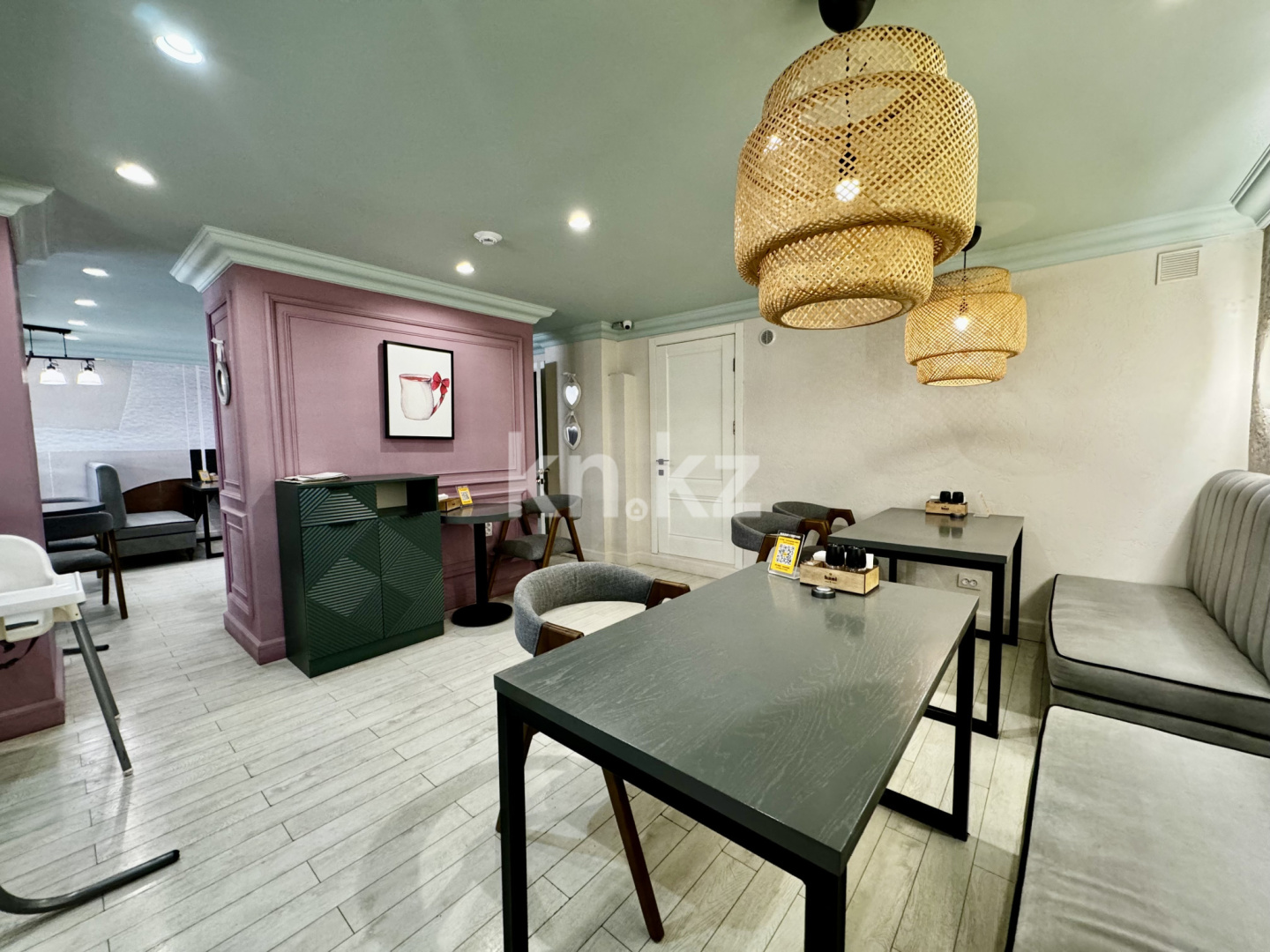 Продажа , 300 м², ул. Чкалова - Продажа офисных и торговых помещений в Караганде фото 11 из 17