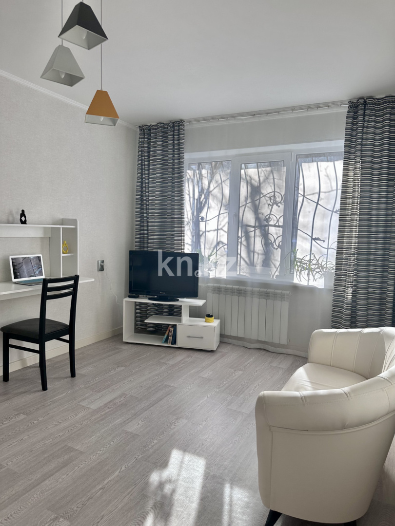 Аренда 2-комнатной квартиры посуточно, 48 м², ул. Си Синхая, дом  18 - Гагарина - Аренда  двухкомнатных квартир посуточно в Алматы фото 6 из 21