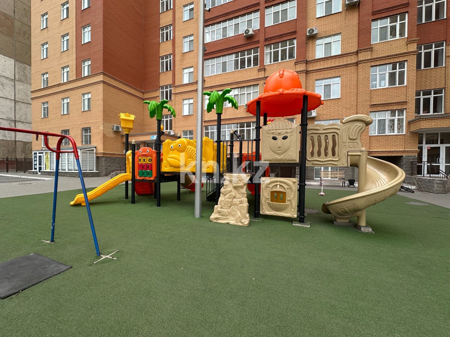 Продажа 2-комнатной квартиры, 55.5 м² в Караганде - фото 22