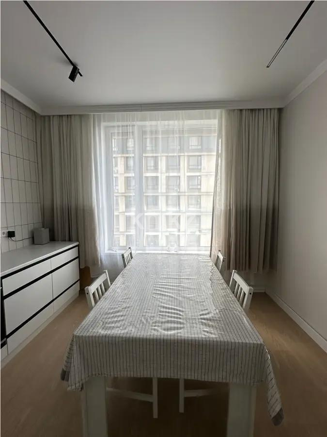 Продажа 4-комнатной квартиры, 132 м², ул. Сыганак, дом  24 в Астане - фото 4