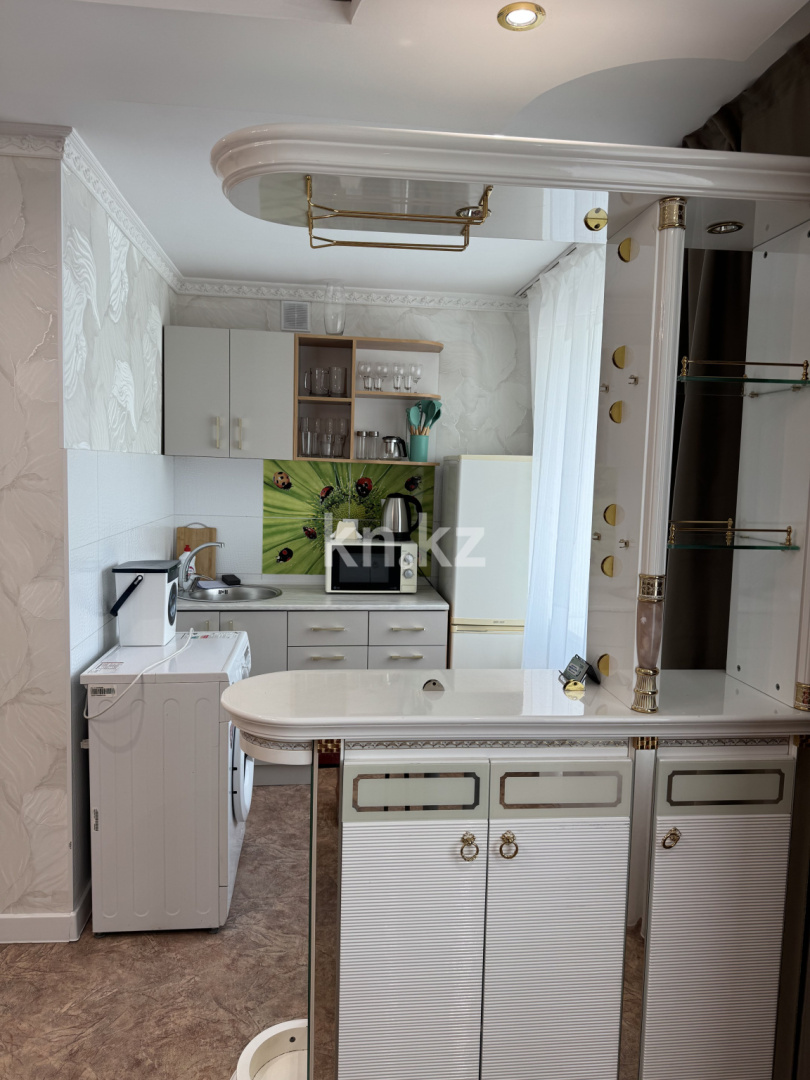 Аренда 2-комнатной квартиры посуточно, 52 м², Назарбаева, дом  21 в Павлодаре - фото 5