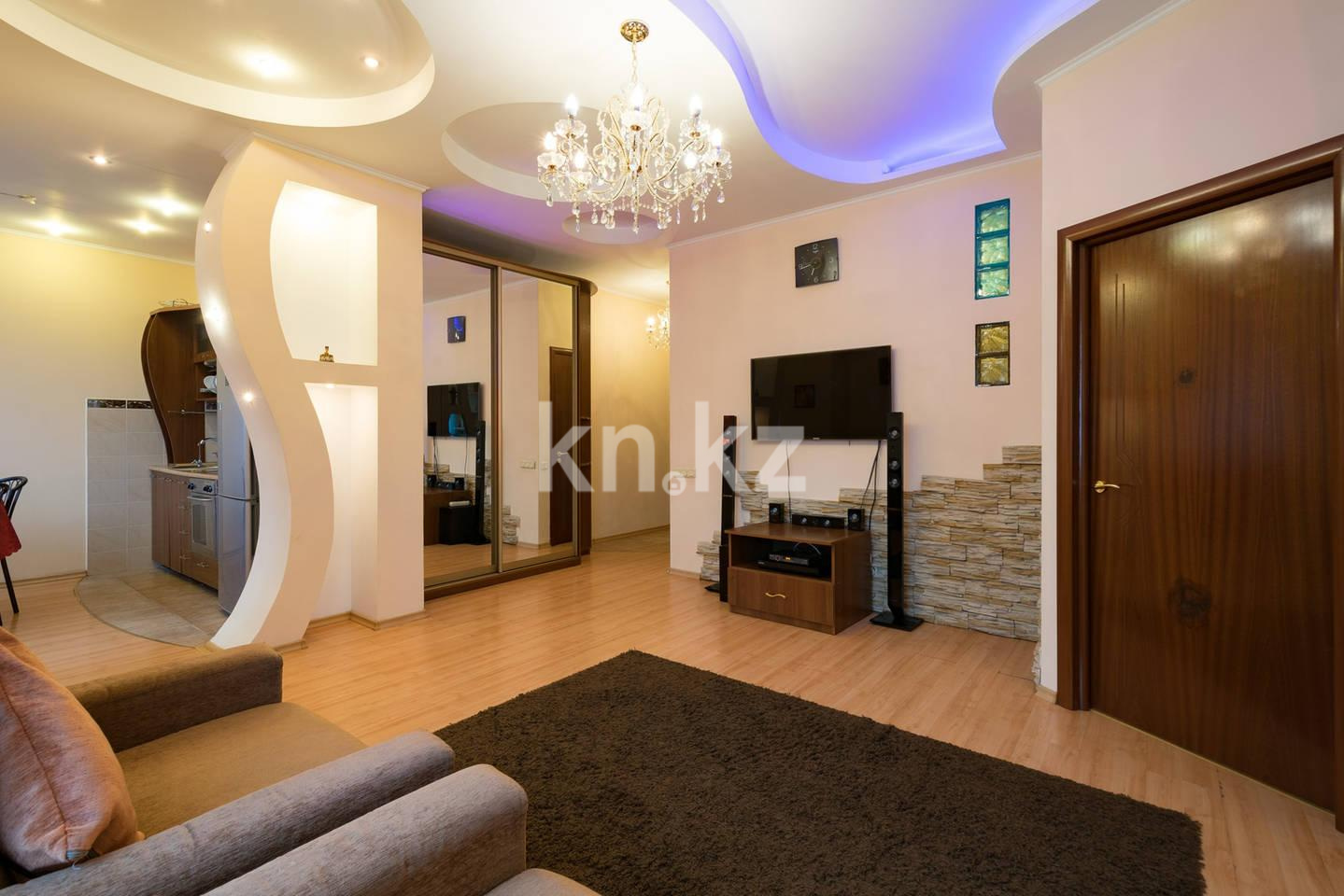 Аренда 2-комнатной квартиры посуточно, 63 м², Сейфуллина, дом  3/2 - ул. Тимирязева - Аренда квартир помесячно в Казахстане фото 1 из 20