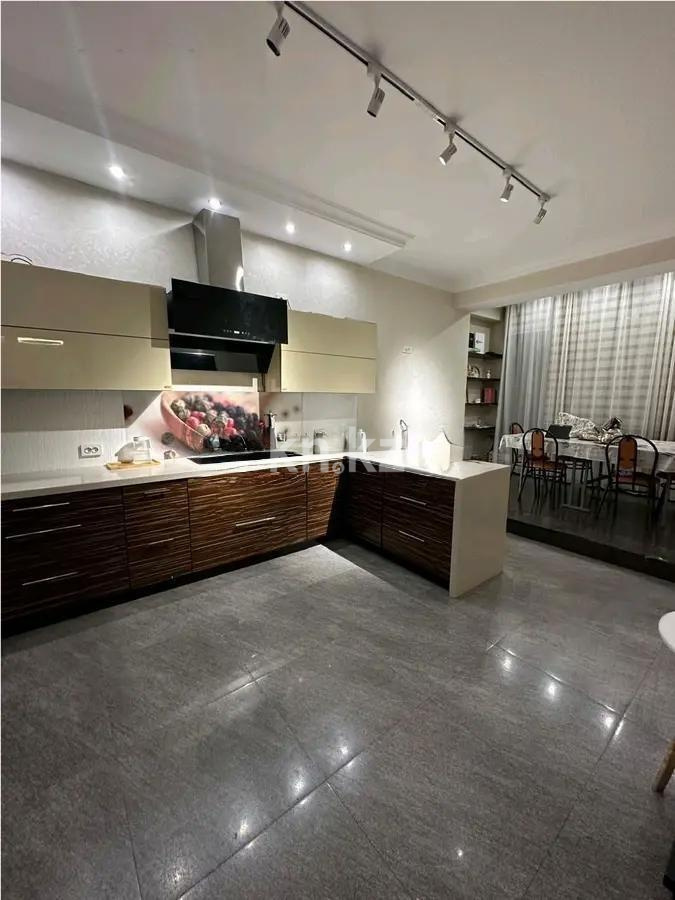 Продажа 2-комнатной квартиры, 90 м² в Алматы - фото 3
