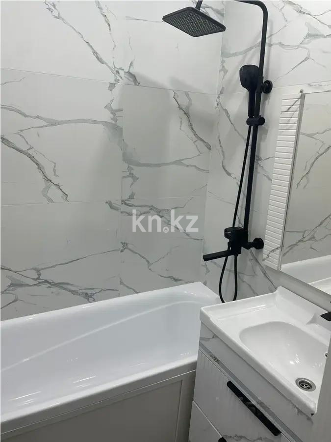 Продажа 1-комнатной квартиры, 40 м², мкр-н Айнабулак-4, дом  169 в Алматы - фото 3