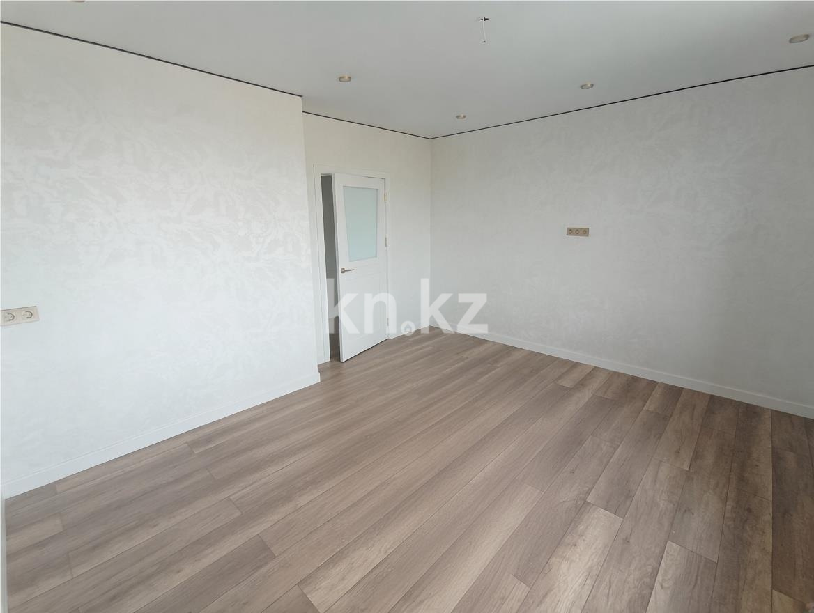 Продажа 2-комнатной квартиры, 63 м² в Караганде