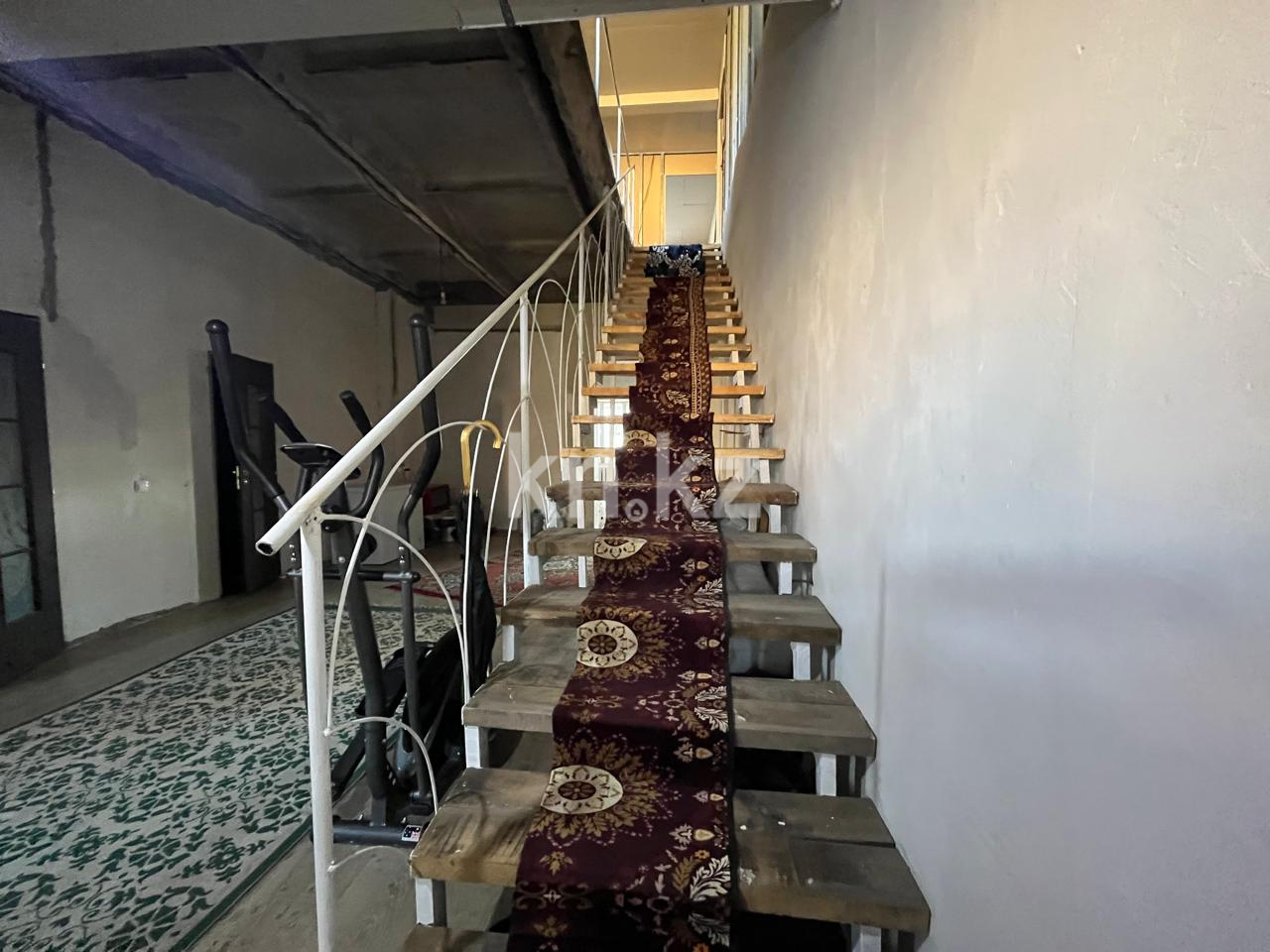 Продажа 4-комнатного дома, 246 м², ул. Чижевского - Продажа домов и коттеджей в Караганде фото 14 из 14