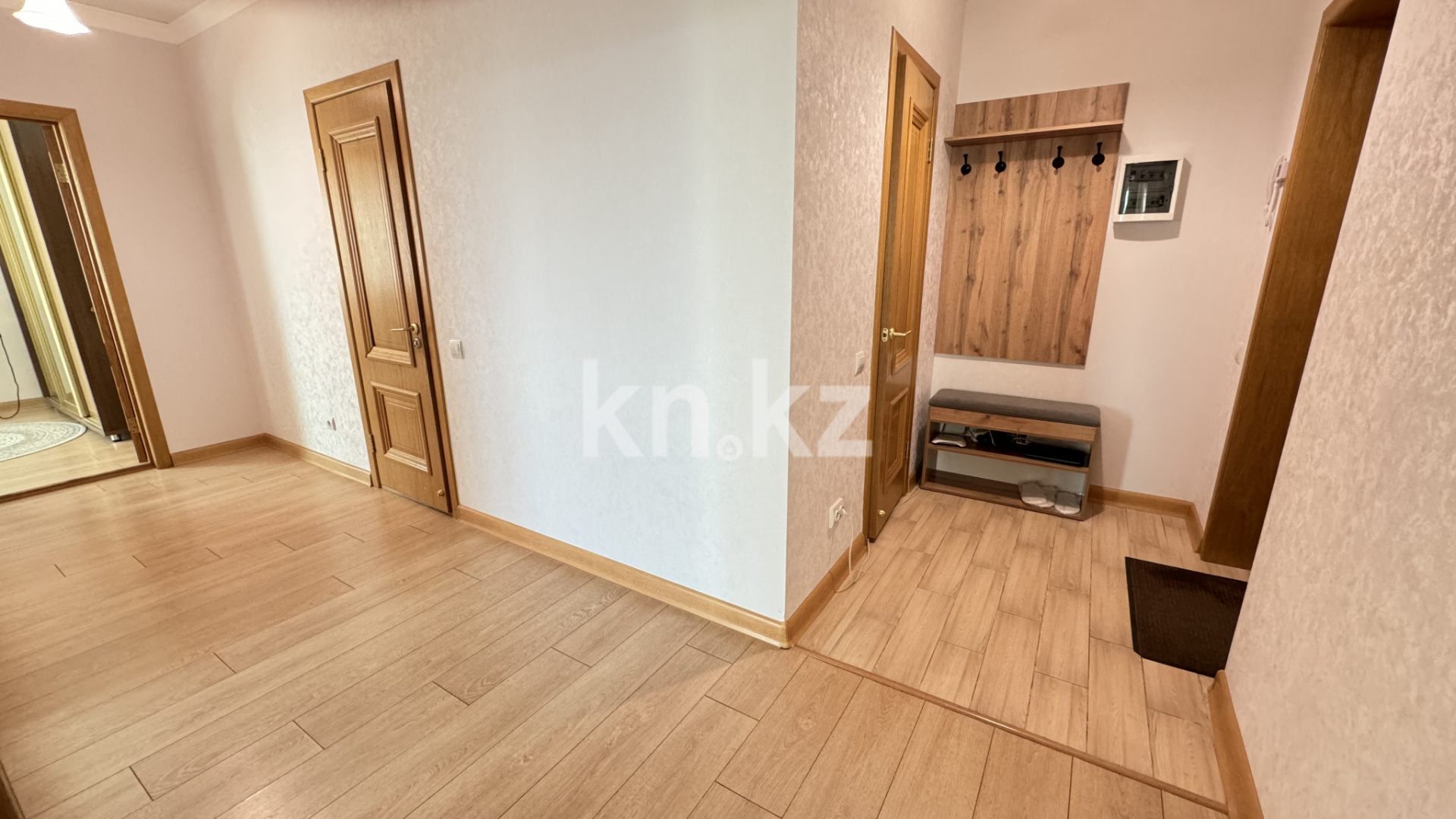 Аренда 3-комнатной квартиры посуточно, 75 м², пр. Кабанбай батыра, дом  48 - ул. Керей, Жанибек хандар - Аренда квартир посуточно в Астане с фото фото 18 из 27