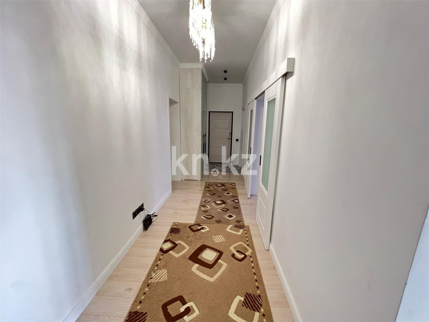 Продажа 4-комнатной квартиры, 111 м², ул. Муканова, дом  53/8 - Продажа  четырехкомнатных квартир в Караганде фото 15 из 23