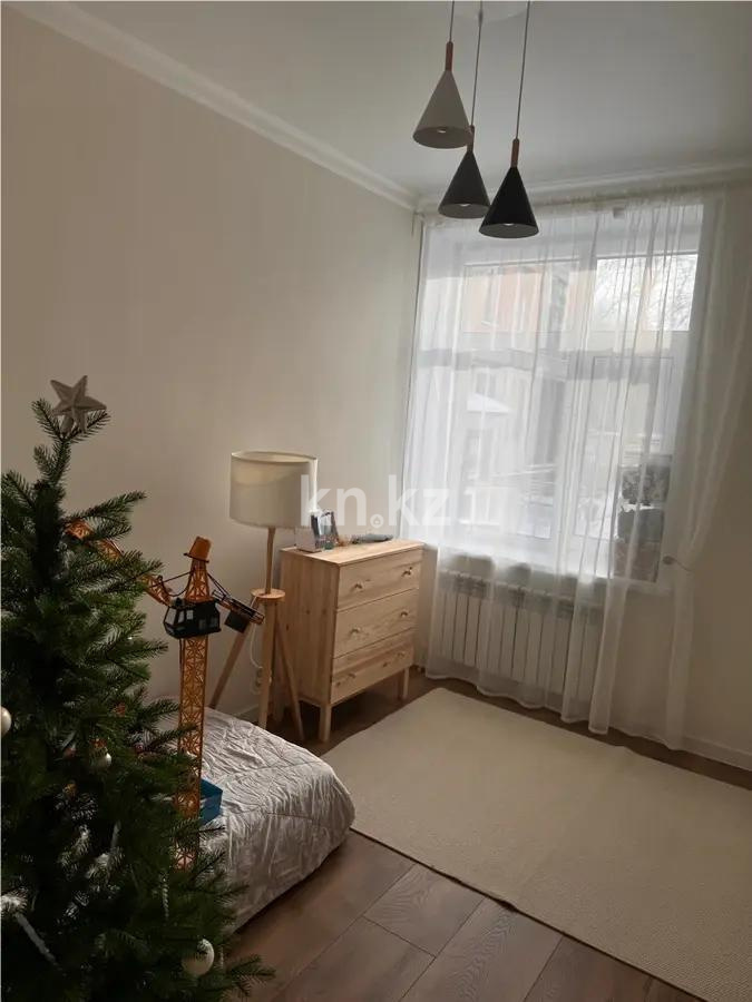 Продажа 3-комнатной квартиры, 77 м², мкр-н Степной-2, дом  9/2 - Продажа  трехкомнатных квартир в Караганде фото 2 из 4