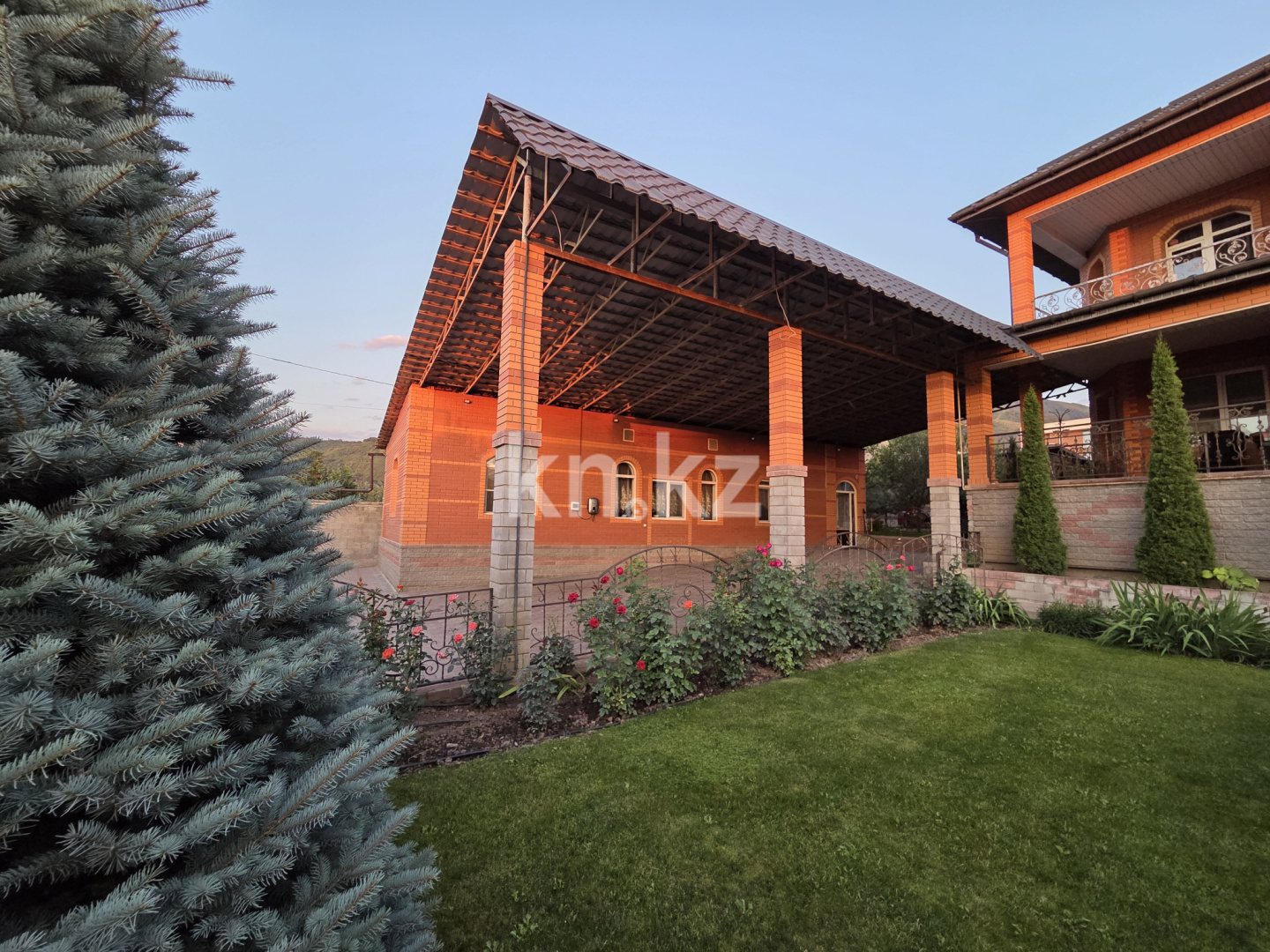 Продажа 8-комнатного дома, 367.3 м², ул. 22-я в Алматы - фото 4