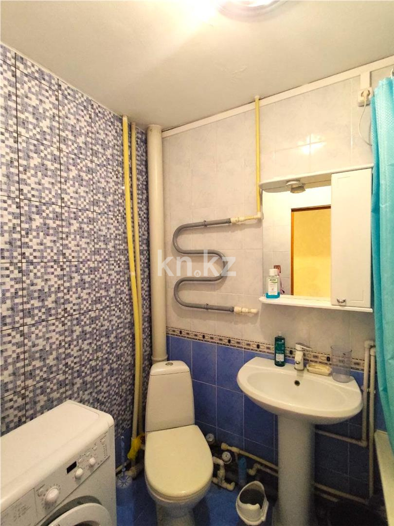 Продажа 2-комнатной квартиры, 43 м², мкр-н 22, дом  35 в Караганде - фото 11