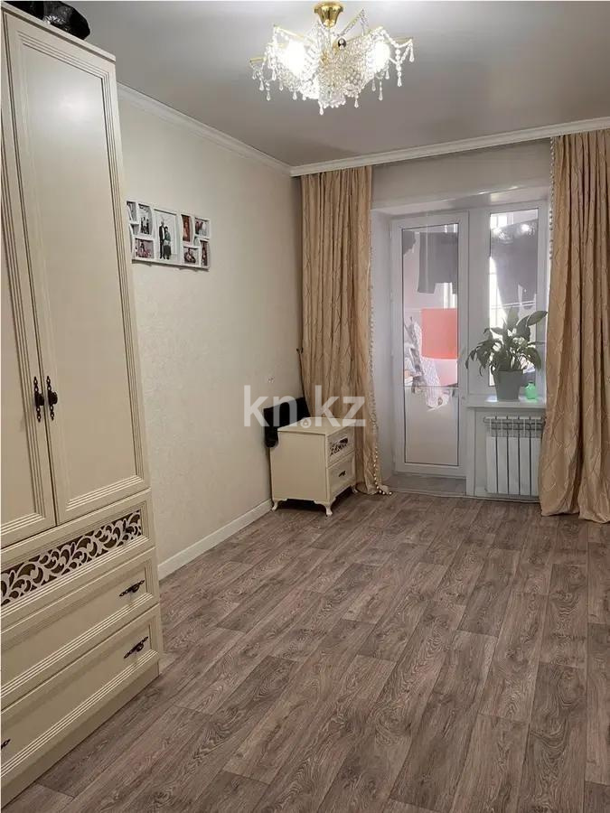 Продажа 3-комнатной квартиры, 60 м², пр. Строителей, дом  25 - Продажа  трехкомнатных квартир в Караганде без посредников фото 1 из 3