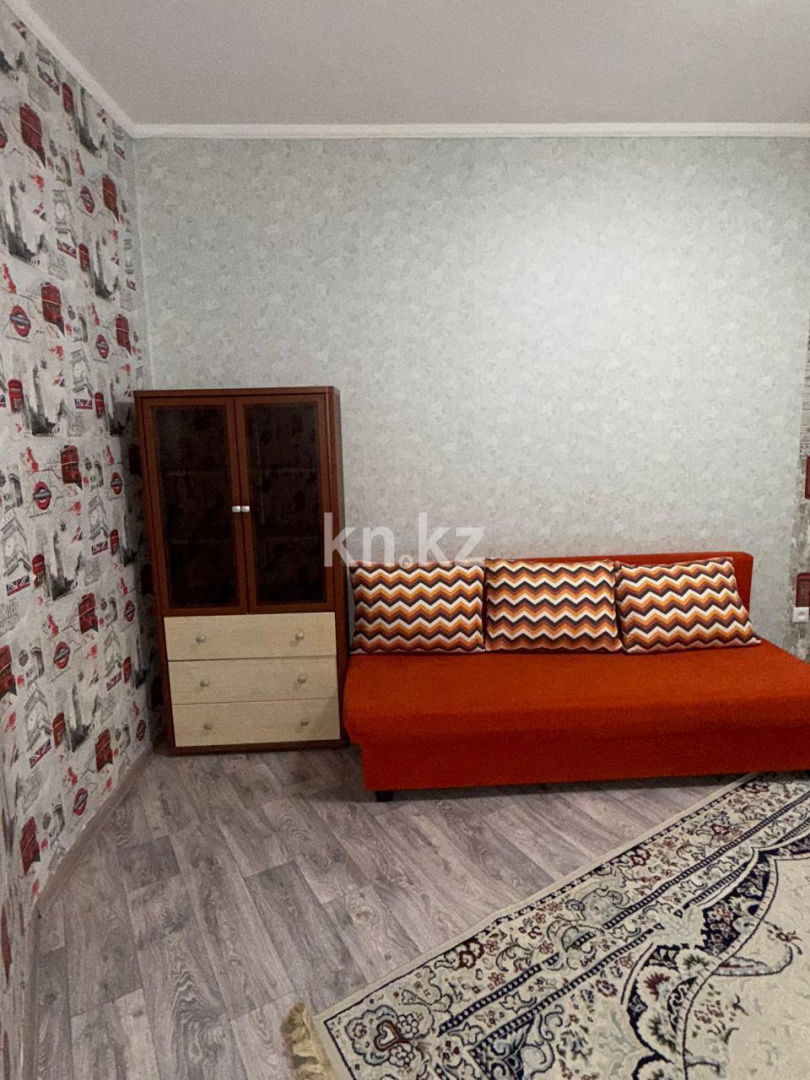 Аренда 2-комнатной квартиры, 62 м², Абая, дом  5 - Аренда квартиры помесячно в Астане фото 4 из 10