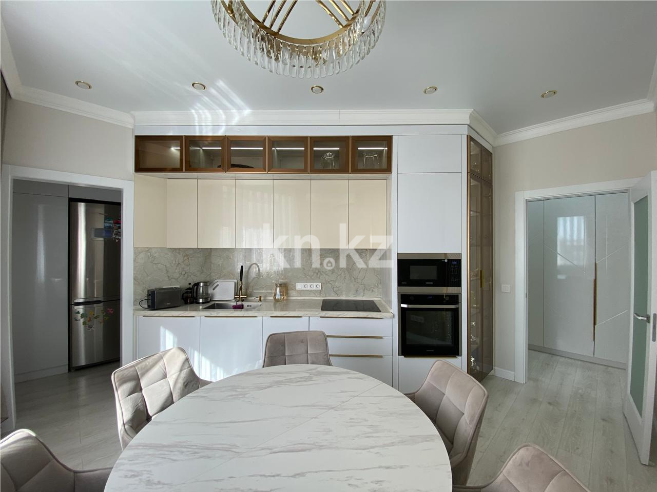 Продажа 3-комнатной квартиры, 107 м², ул. Муканова - Продажа  трехкомнатных квартир в Караганде фото 10 из 18