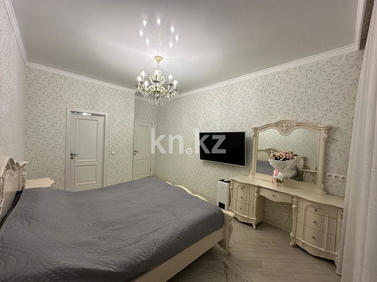 Продажа 3-комнатной квартиры, 109 м², ул. Розыбакиева, дом  247А в Алматы - фото 3
