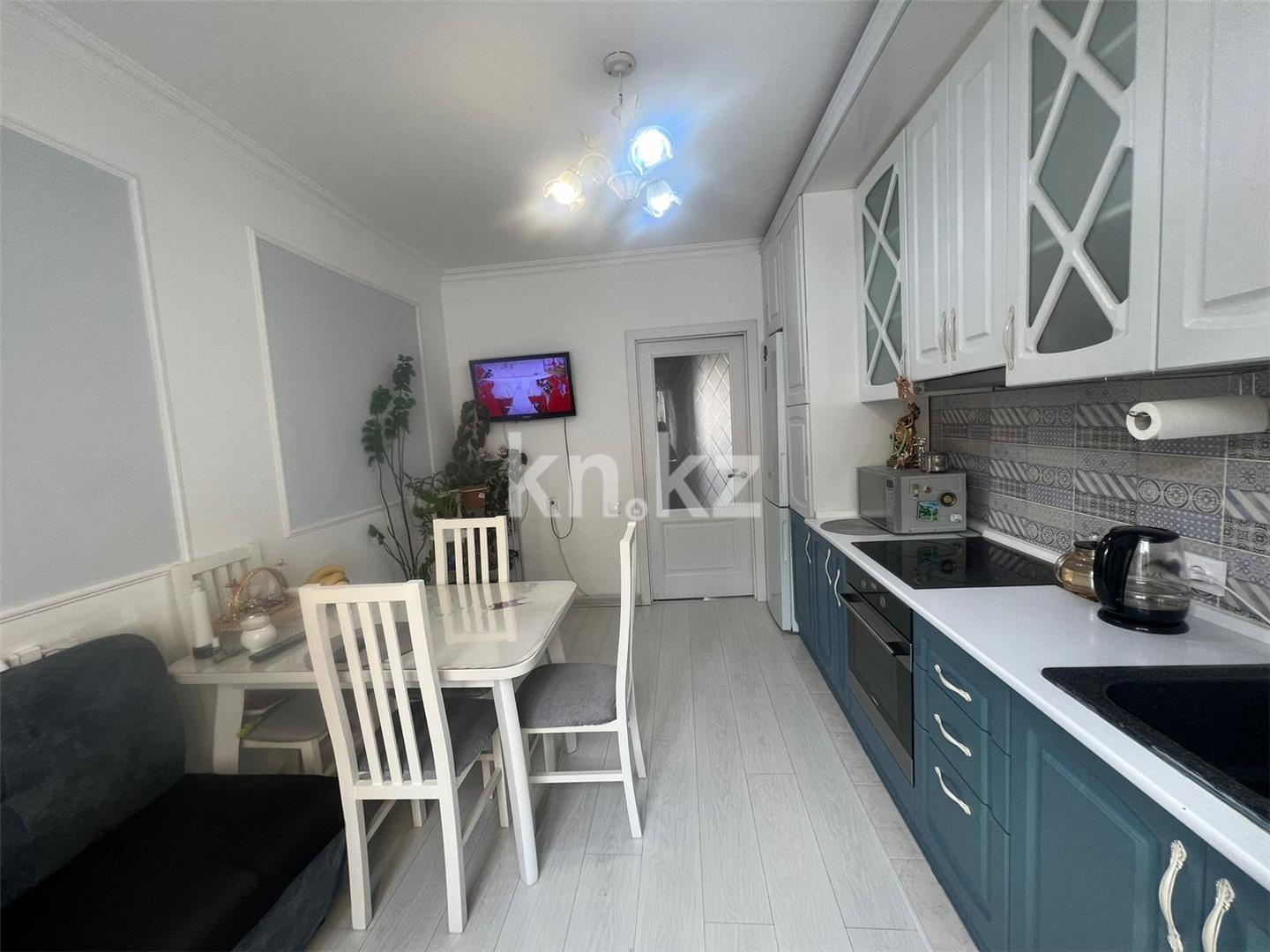 Продажа 2-комнатной квартиры, 70 м², мкрн-н Шапагат, дом  8 - Продажа квартир в новостройках Караганды фото 1 из 22