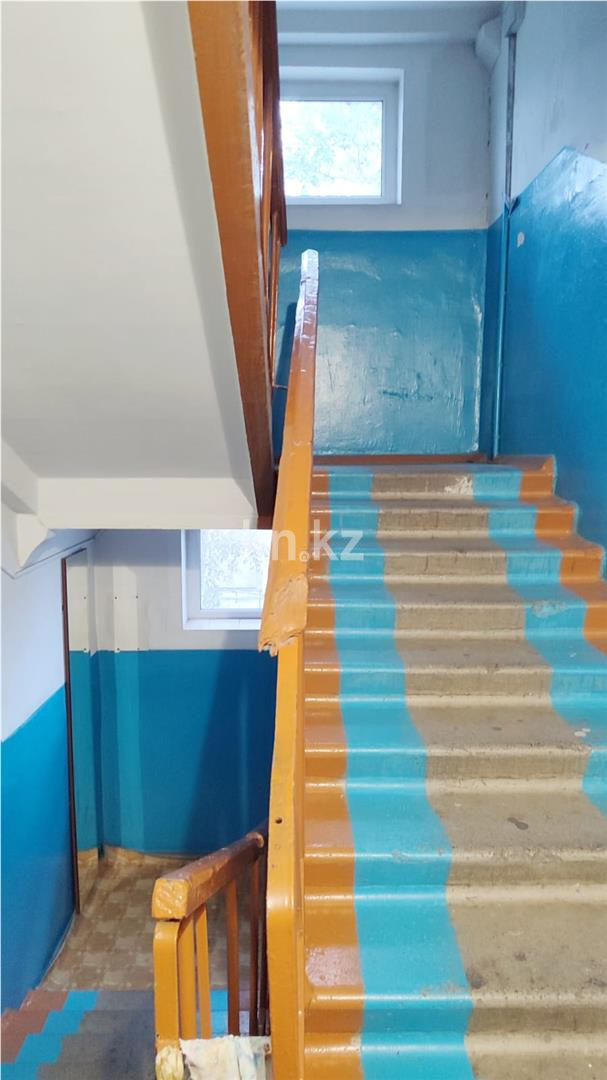 Продажа 4-комнатной квартиры, 61 м², мкр-н 17 - Продажа квартир в Караганде фото 10 из 11