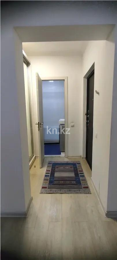 Продажа 2-комнатной квартиры, 42 м², мкр-н Аксай-5, дом  25 в Алматы - фото 4
