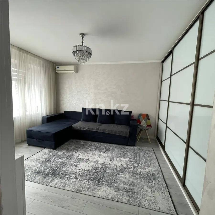 Продажа 1-комнатной квартиры, 35 м², ул. Жандосова, дом  69 - Продажа квартир в Алматы фото 1 из 4