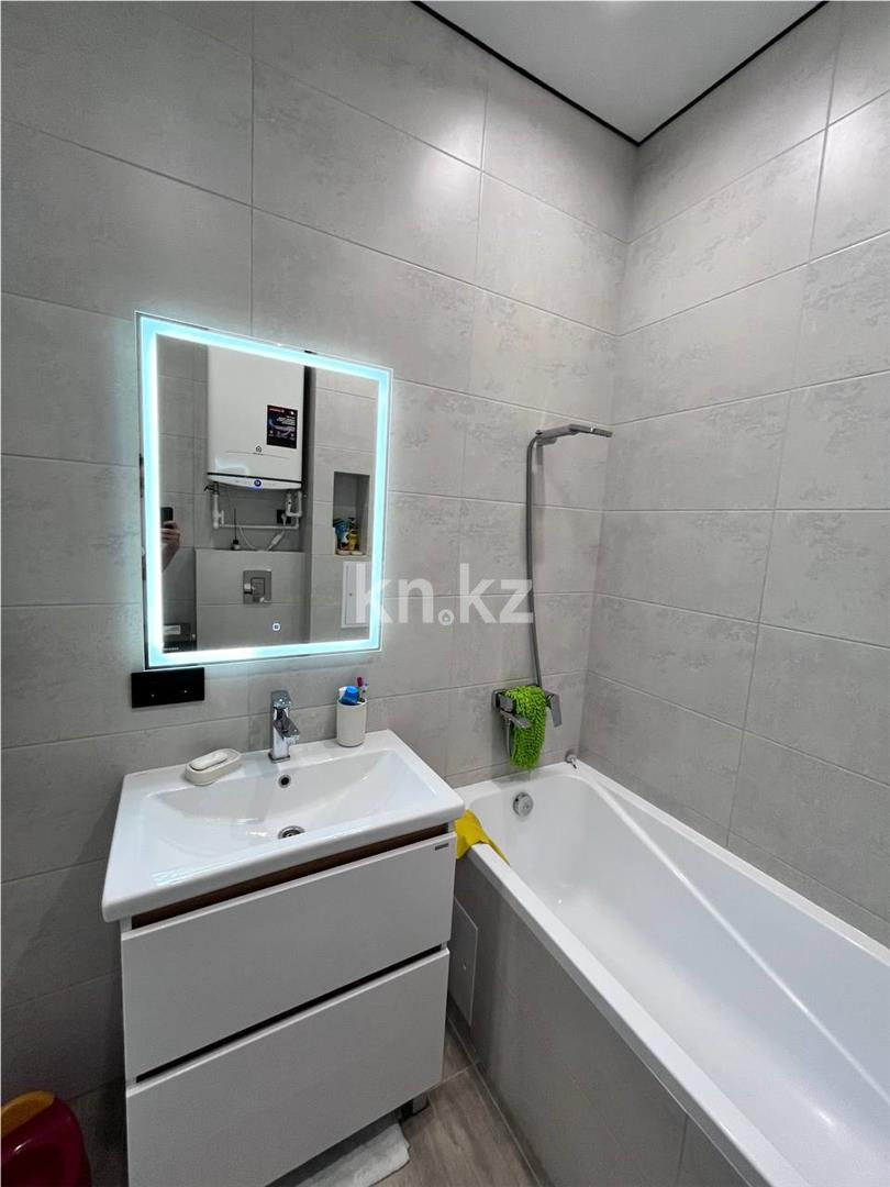 Продажа 2-комнатной квартиры, 48 м², мкр-н Орбита-1 - Продажа квартир в Караганде фото 8 из 23