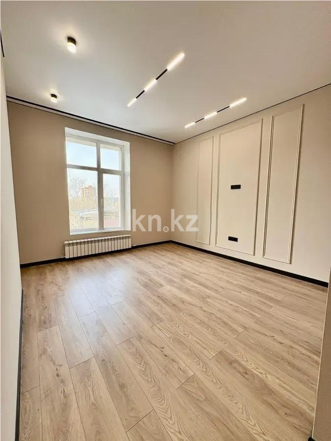 Продажа 4-комнатной квартиры, 135 м² - Продажа квартир в Караганде фото 1 из 8