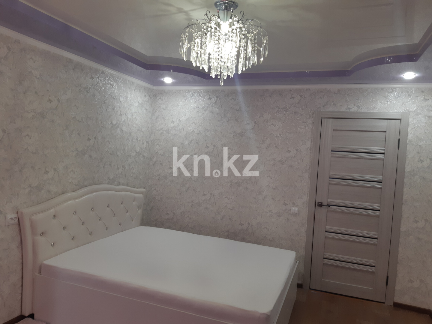 Аренда 3-комнатной квартиры посуточно, 70 м², Камзина, дом  20 - Аренда квартир посуточно в Павлодаре фото 11 из 15