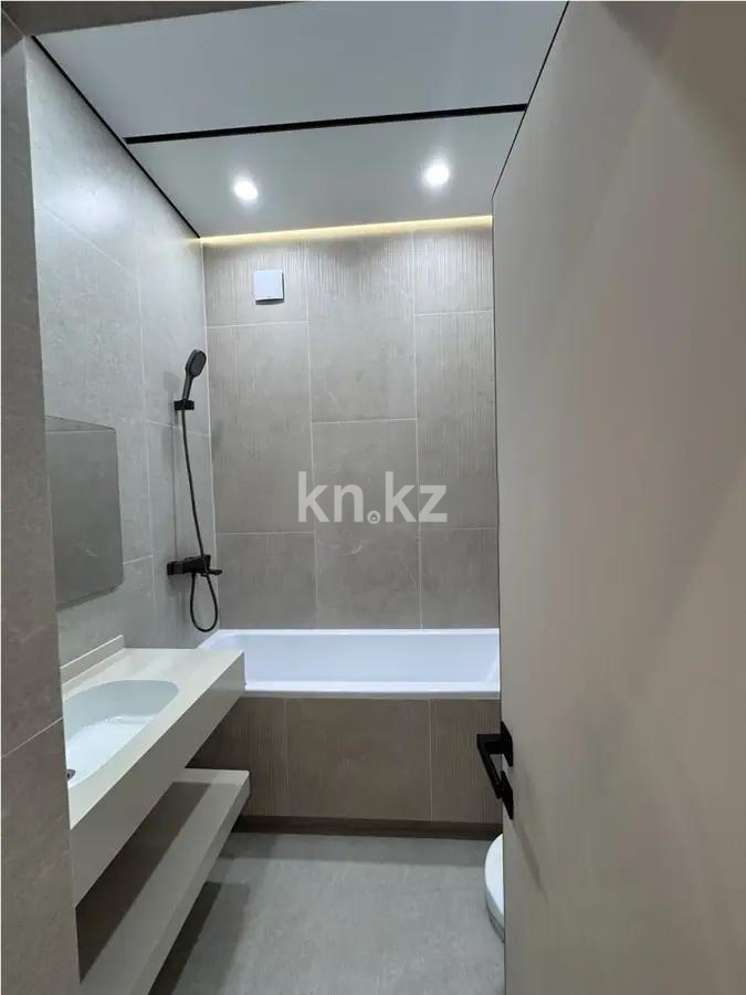 Продажа 4-комнатной квартиры, 116 м², пр. Аль-Фараби, дом  41/2 - Продажа  четырехкомнатных квартир в Алматы с фото фото 5 из 7