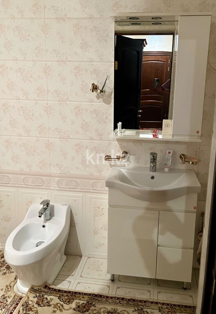 Продажа 3-комнатной квартиры, 72 м² в Алматы - фото 13