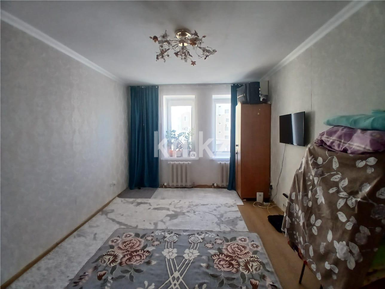 Продажа 1-комнатной квартиры, 37 м² - Продажа домов, коттеджей в Карагандинской области фото 1 из 11