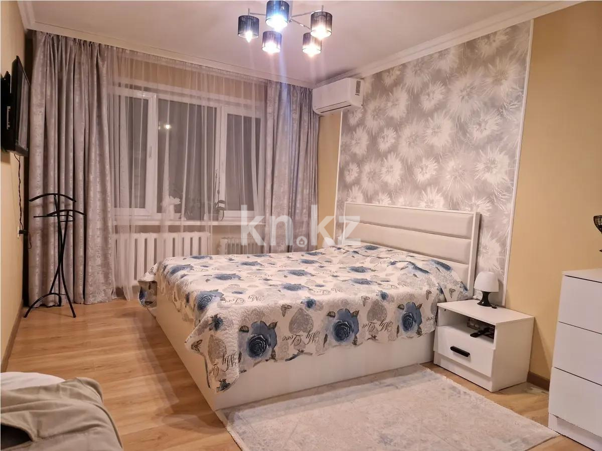 Продажа 4-комнатной квартиры, 76.5 м², мкр-н 8, дом  81 - Продажа  четырехкомнатных квартир в Алматы с фото фото 2 из 7