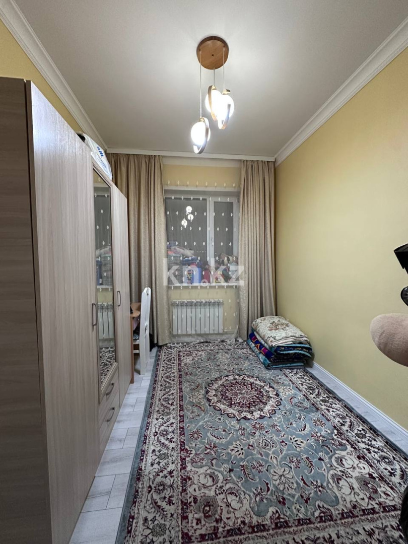 Продажа 3-комнатной квартиры, 68 м², ул. Дюсембекова, дом  44/2 в Караганде - фото 4
