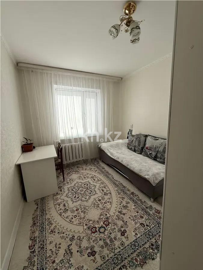 Продажа 3-комнатной квартиры, 63 м², 22-й мкр., дом  31 в Караганде - фото 3