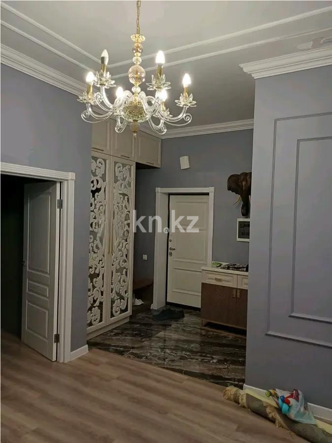 Продажа 3-комнатной квартиры, 130 м², пр. Кабанбай батыра, дом  13 в Астане - фото 4