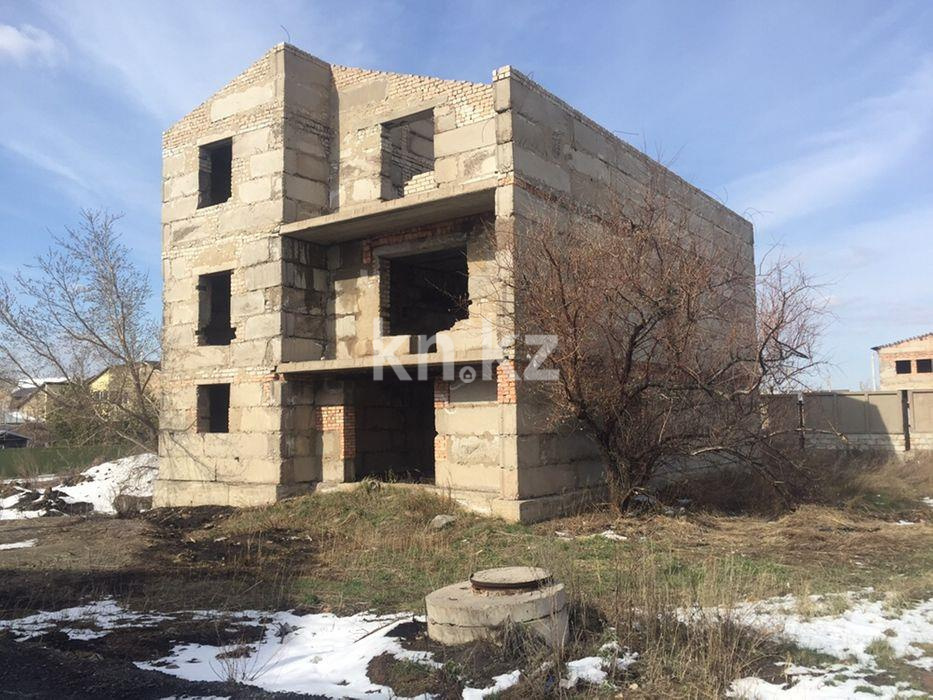 Продажа 7-комнатного дома, 300 м², мкр-н Отрадное - Продажа домов, коттеджей в Темиртау фото 1 из 3