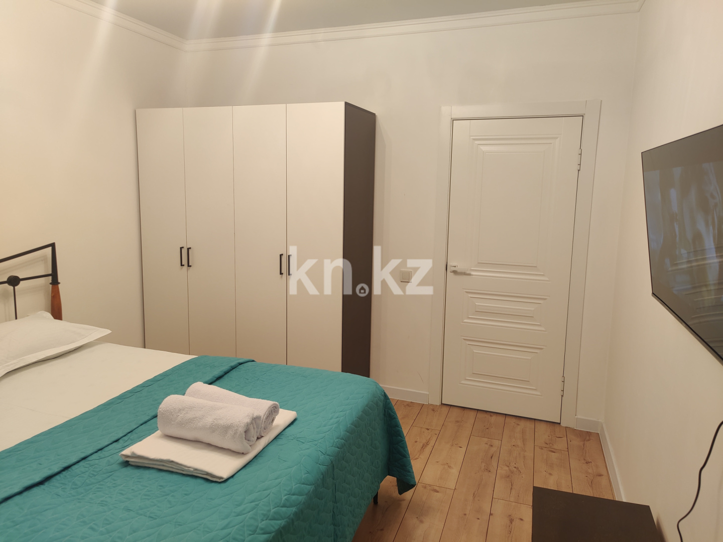 Аренда 1-комнатной квартиры посуточно, 40 м², ул. Сатпаева, дом  90/62 - ул. Туркебаева - Аренда квартир посуточно в Алматы с фото фото 10 из 12