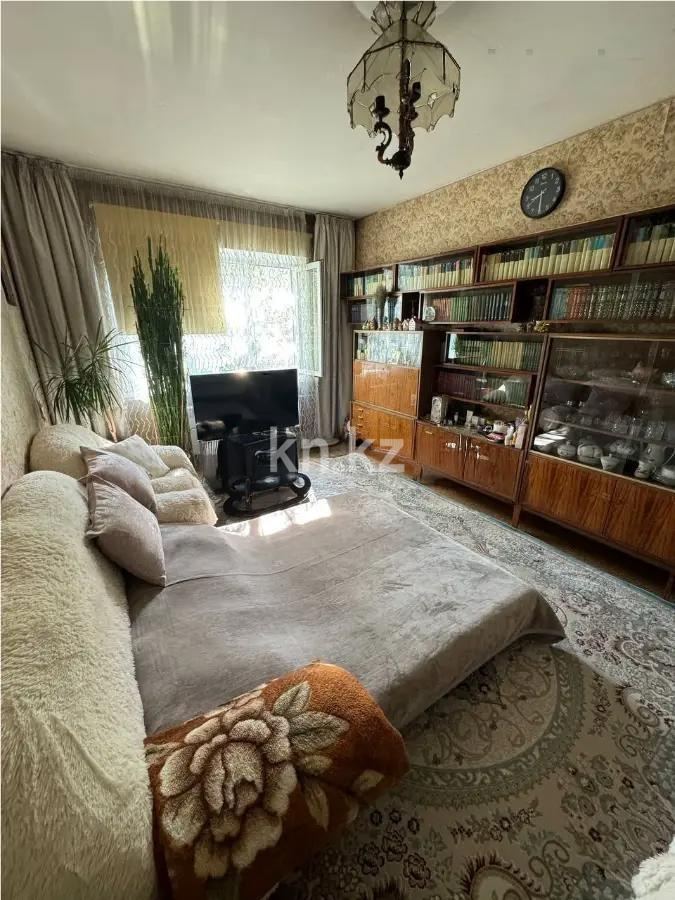 Продажа 3-комнатной квартиры, 66 м², ул. Нурмакова, дом  92 - Продажа квартир в Алматы фото 1 из 2