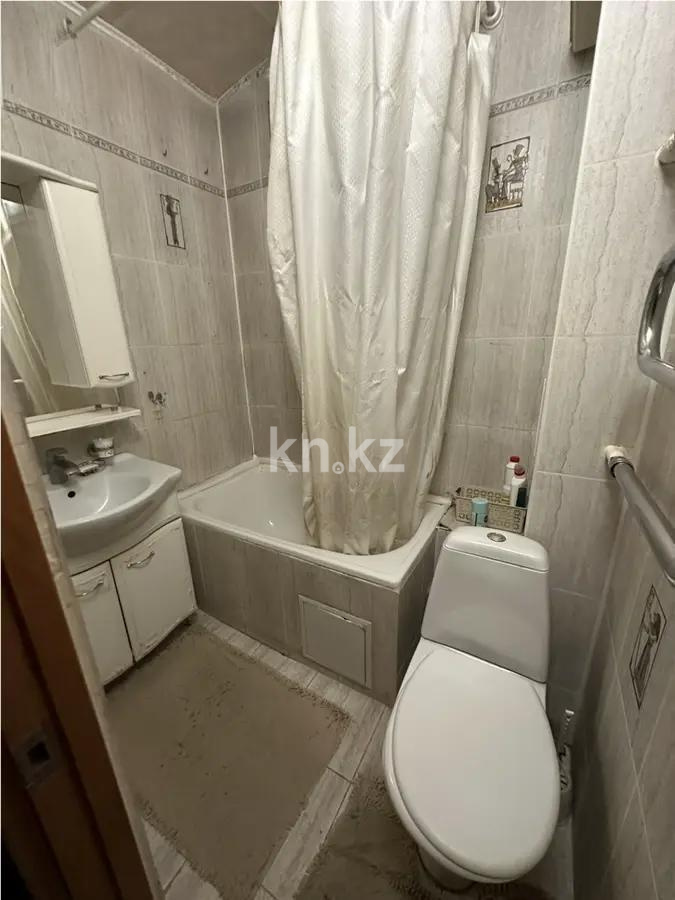 Продажа 3-комнатной квартиры, 62.5 м², ул. Панфилова, дом  37 в Алматы - фото 2