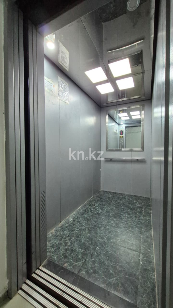 Продажа 2-комнатной квартиры, 60 м², ул. Амандосова, дом  42 в Атырау - фото 35