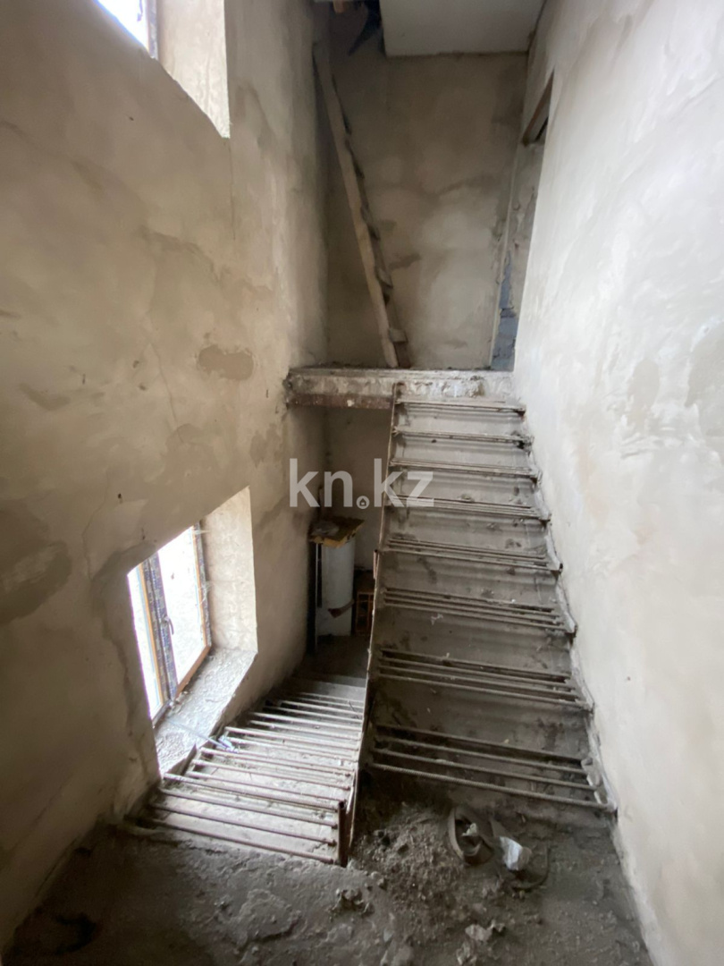 Продажа , 570 м², ул. Гудермесская, дом  156 - Продажа зданий в Караганде фото 10 из 12