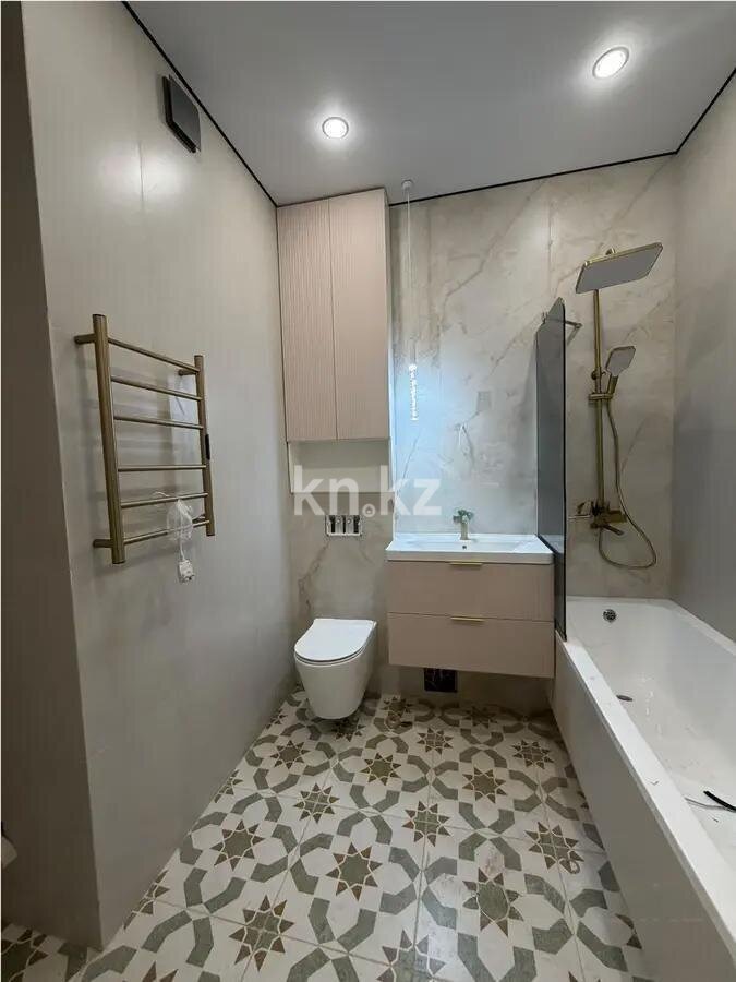Продажа 2-комнатной квартиры, 47 м² в Алматы - фото 3