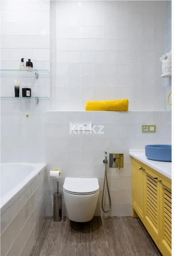 Продажа 4-комнатной квартиры, 136.8 м², ул. Достык, дом  8б в Астане - фото 3