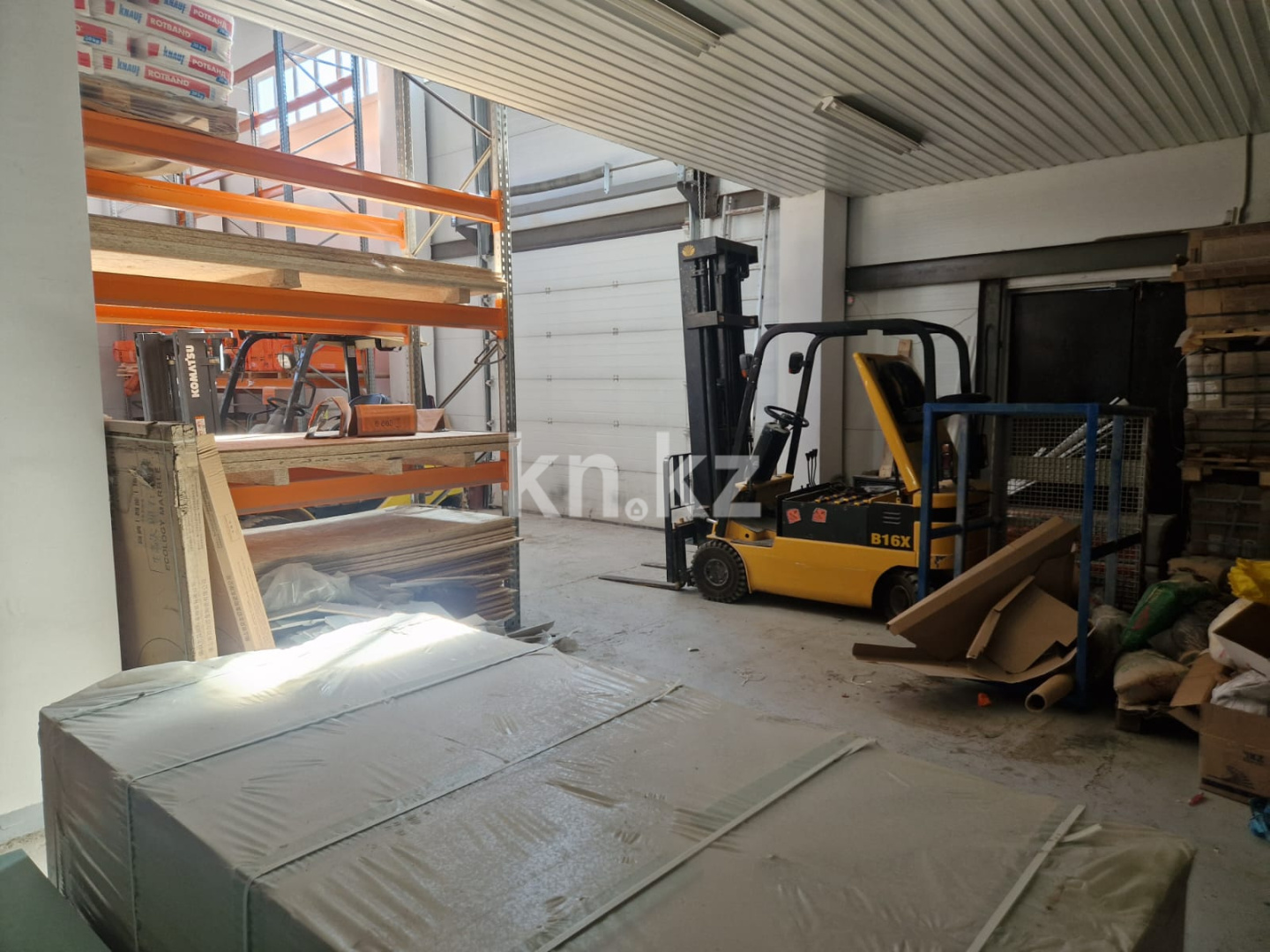 Аренда , мкр-н Голубые Пруды - Аренда офисных и торговых помещений в Караганде с фото фото 3 из 9