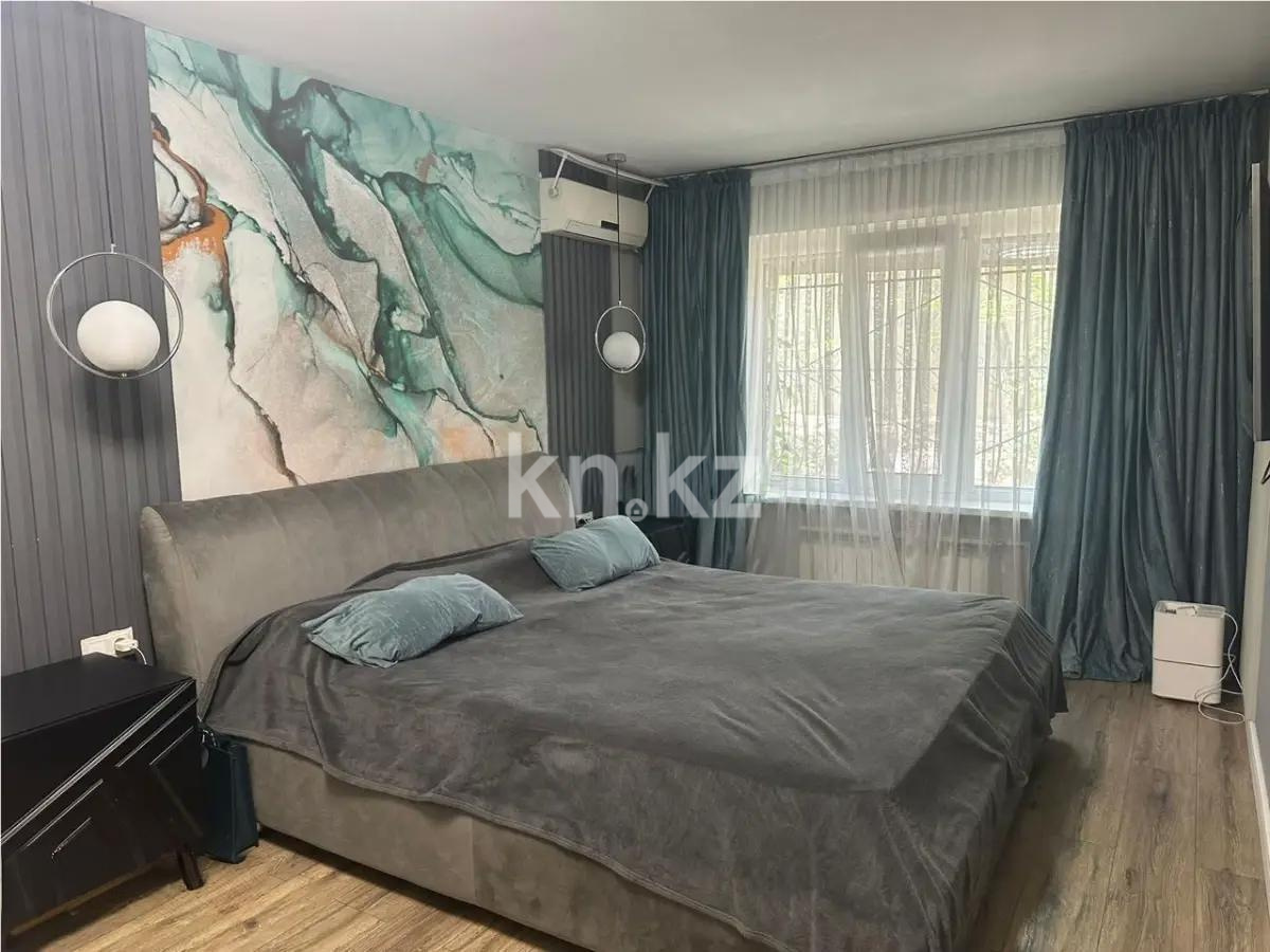 Продажа 4-комнатной квартиры, 86 м², ул. Жандосова, дом  37в в Алматы - фото 2