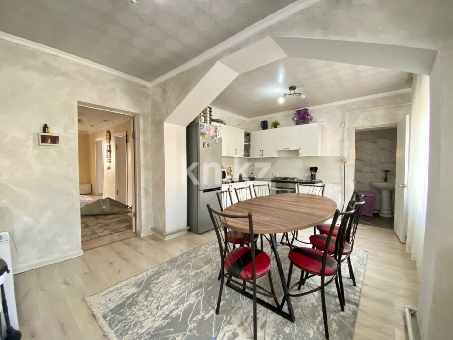 Продажа 4-комнатного дома, 119 м² - Продажа жилой и коммерческой недвижимости в Алматинской области фото 2 из 9