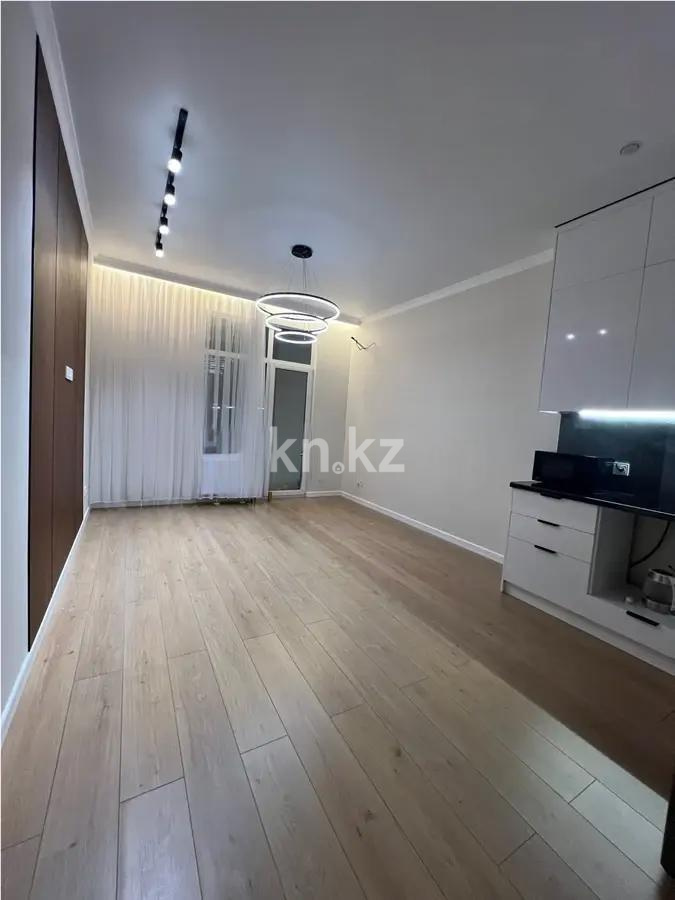 Продажа 2-комнатной квартиры, 45 м², ул. Айтматова, дом  77/10 в Астане