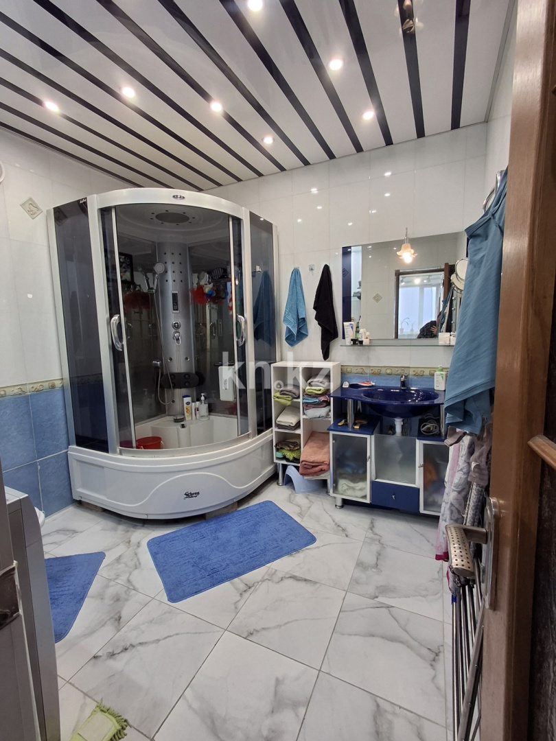 Продажа 4-комнатной квартиры, 98.4 м² в Актау - фото 11